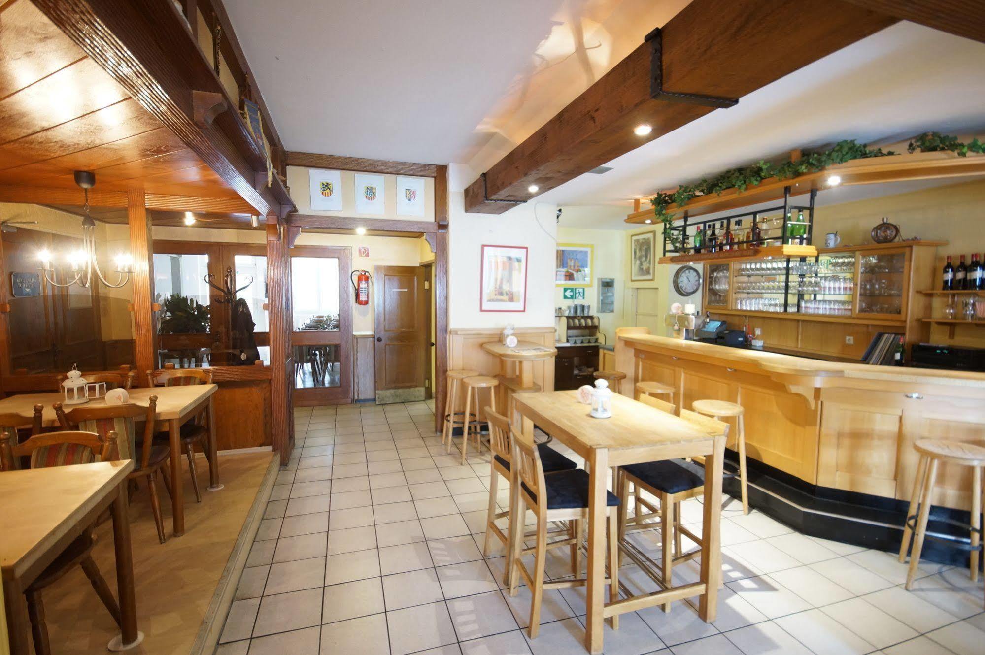 Zum Alten Brauhaus แคร์เพิน ภายนอก รูปภาพ